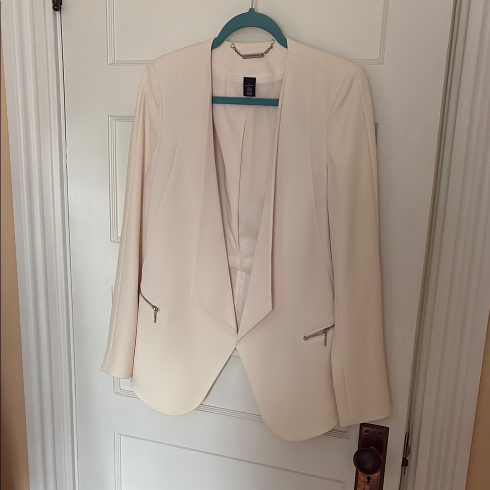 Elegant Cream Blazer